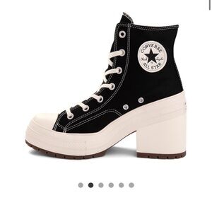 Converse Chuck 70 De Luxe Heel High-Top Shoe - Black / Egret